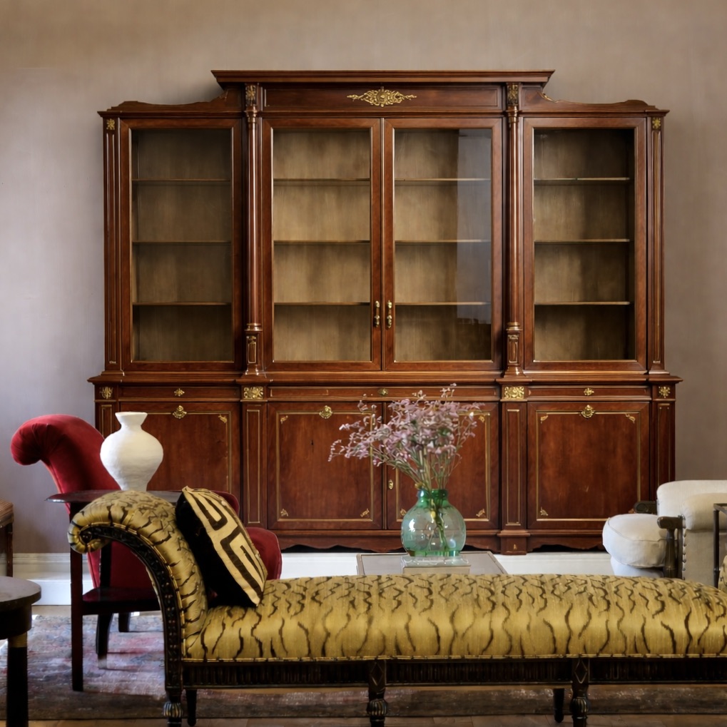 94-70 - Mahogany Bookcase